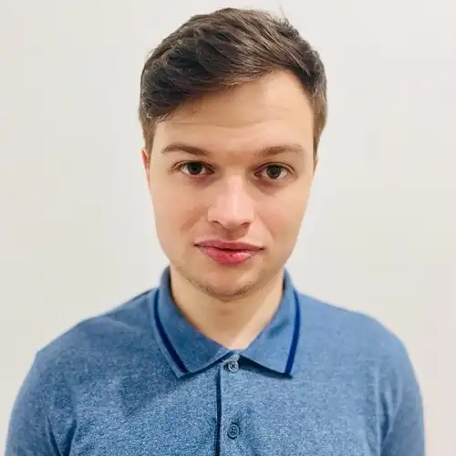 Denis M Headshot