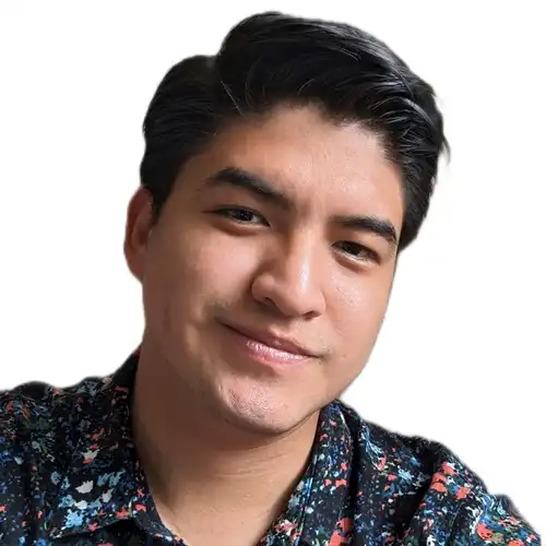 Yohanan Headshot