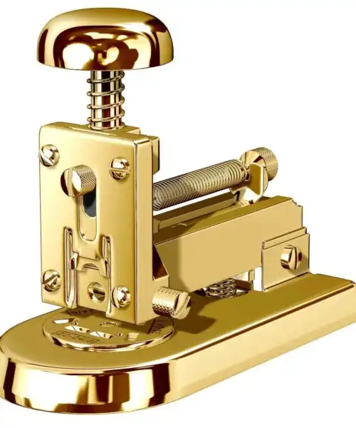 Leronza Luxury Gold 24k gifts ideas 24k Gold Desk Stapler